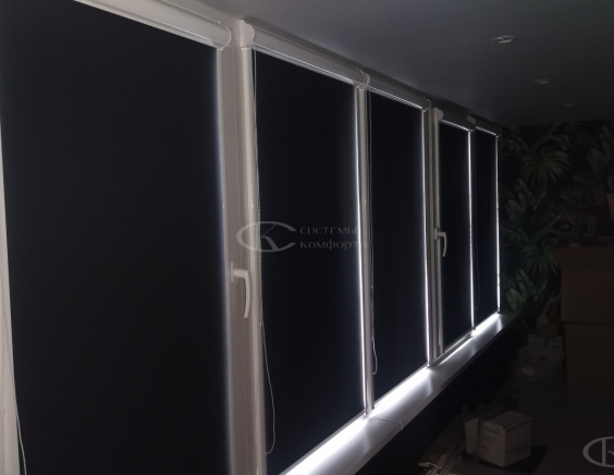 Портфолио Ролл шторы на пластиковые окна