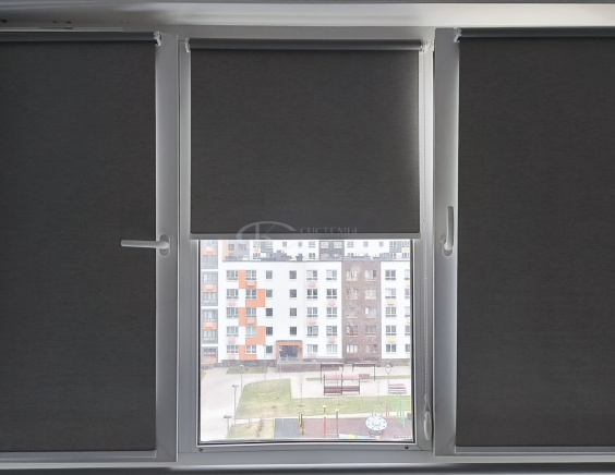 Портфолио Ролл шторы на пластиковые окна